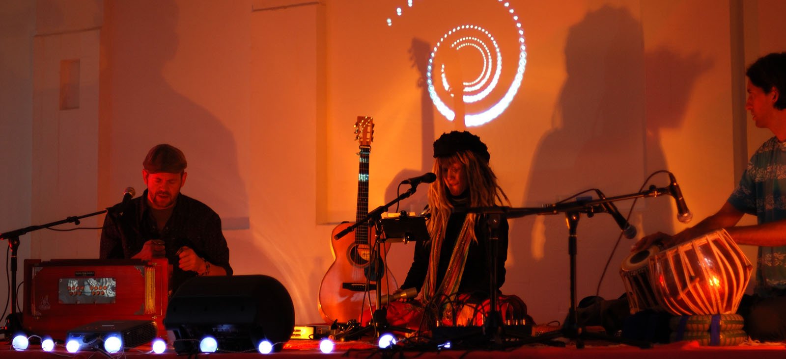 Dave Stringer and Friends at the Yoga Shala Innsbruck in 2008